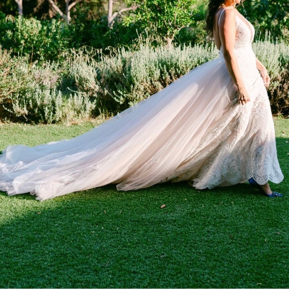 Galia Lahav Wedding Gown - Picture 6 of 7